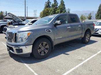  Salvage Nissan Titan