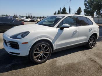  Salvage Porsche Cayenne