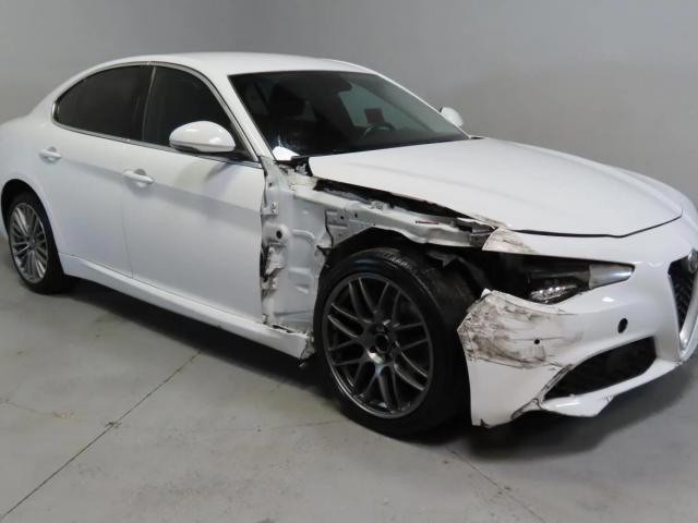  Salvage Alfa Romeo Giulia