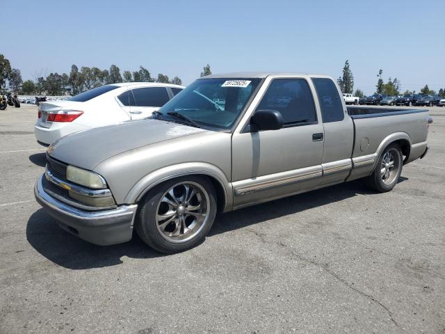  Salvage Chevrolet S-10