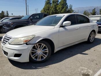  Salvage Hyundai Genesis
