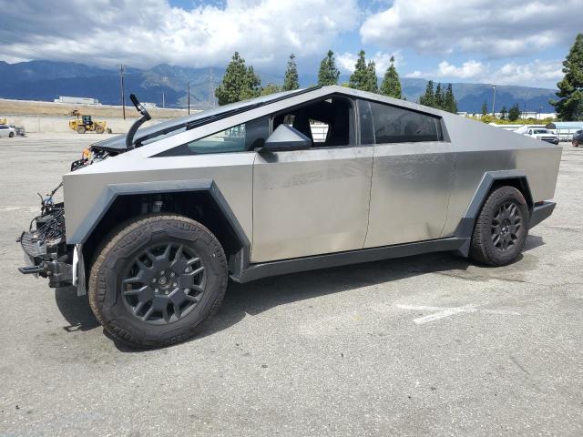  Salvage Tesla Cybertruck