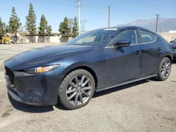  Salvage Mazda 3