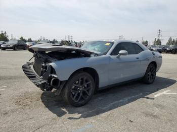  Salvage Dodge Challenger