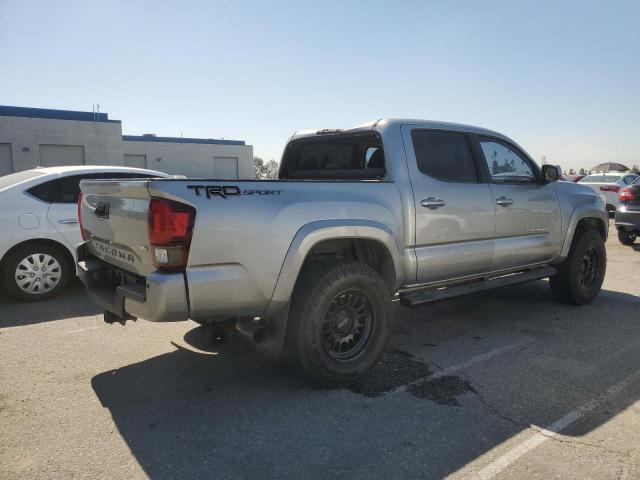 Toyota Tacoma Double Cab Image 11