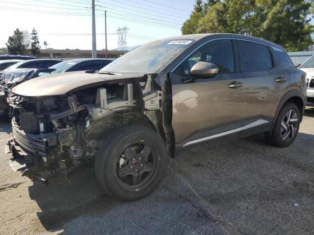  Salvage Nissan Kicks