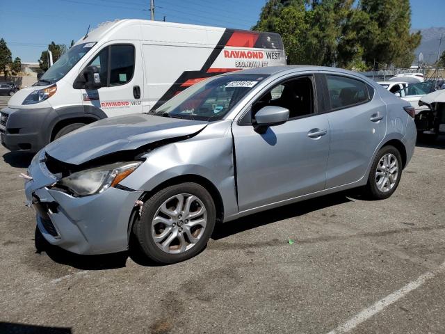  Salvage Toyota Yaris