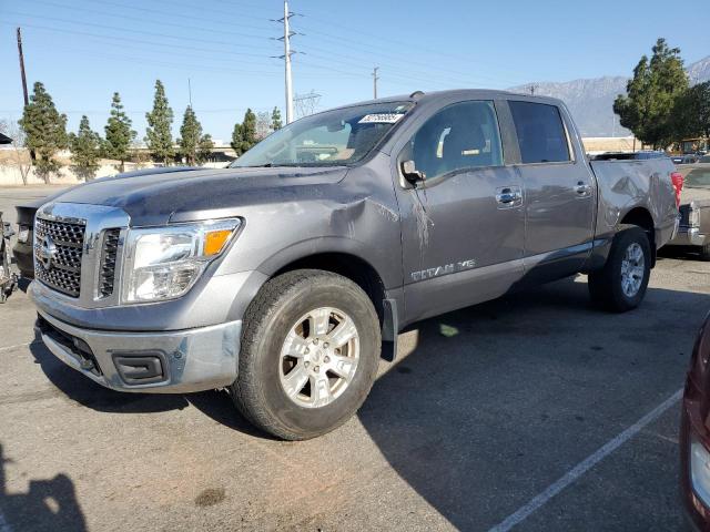  Salvage Nissan Titan