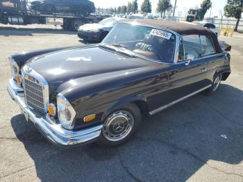  Salvage Mercedes-Benz 280-Class