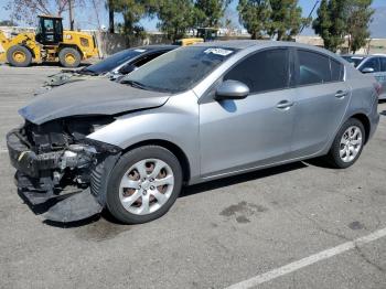  Salvage Mazda 3
