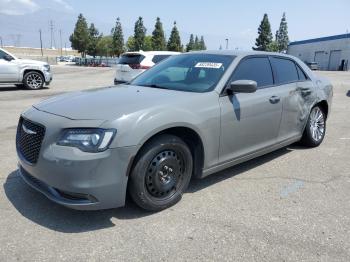  Salvage Chrysler 300
