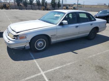  Salvage Ford Crown Vic