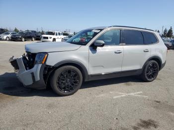  Salvage Kia Telluride