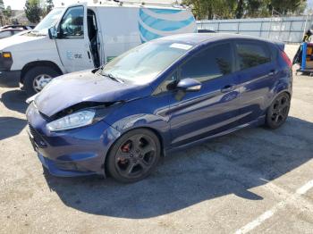  Salvage Ford Fiesta