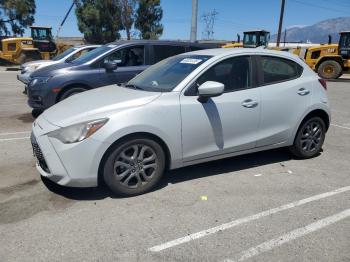  Salvage Toyota Yaris
