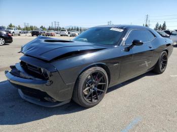  Salvage Dodge Challenger