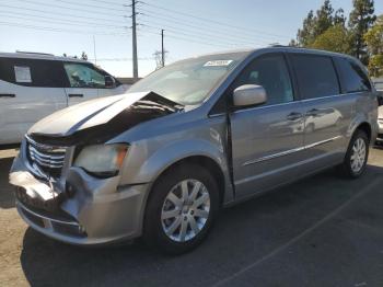  Salvage Chrysler Minivan