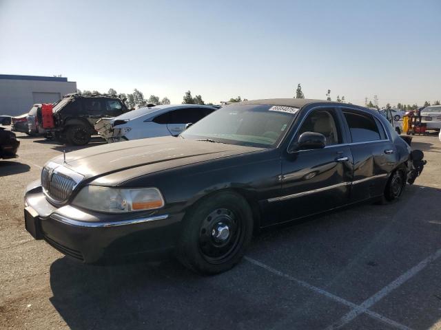  Salvage Lincoln Towncar