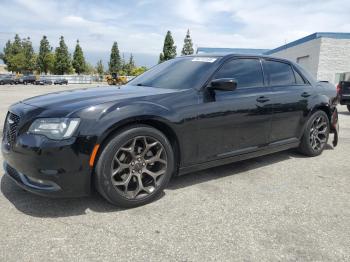  Salvage Chrysler 300