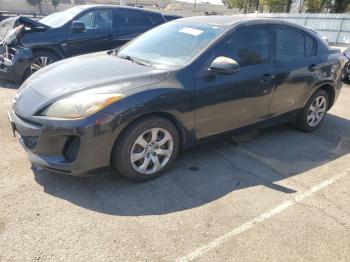  Salvage Mazda 3