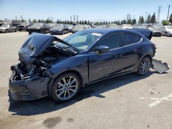  Salvage Mazda 3