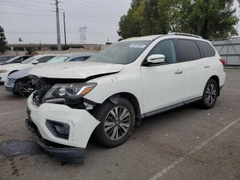  Salvage Nissan Pathfinder