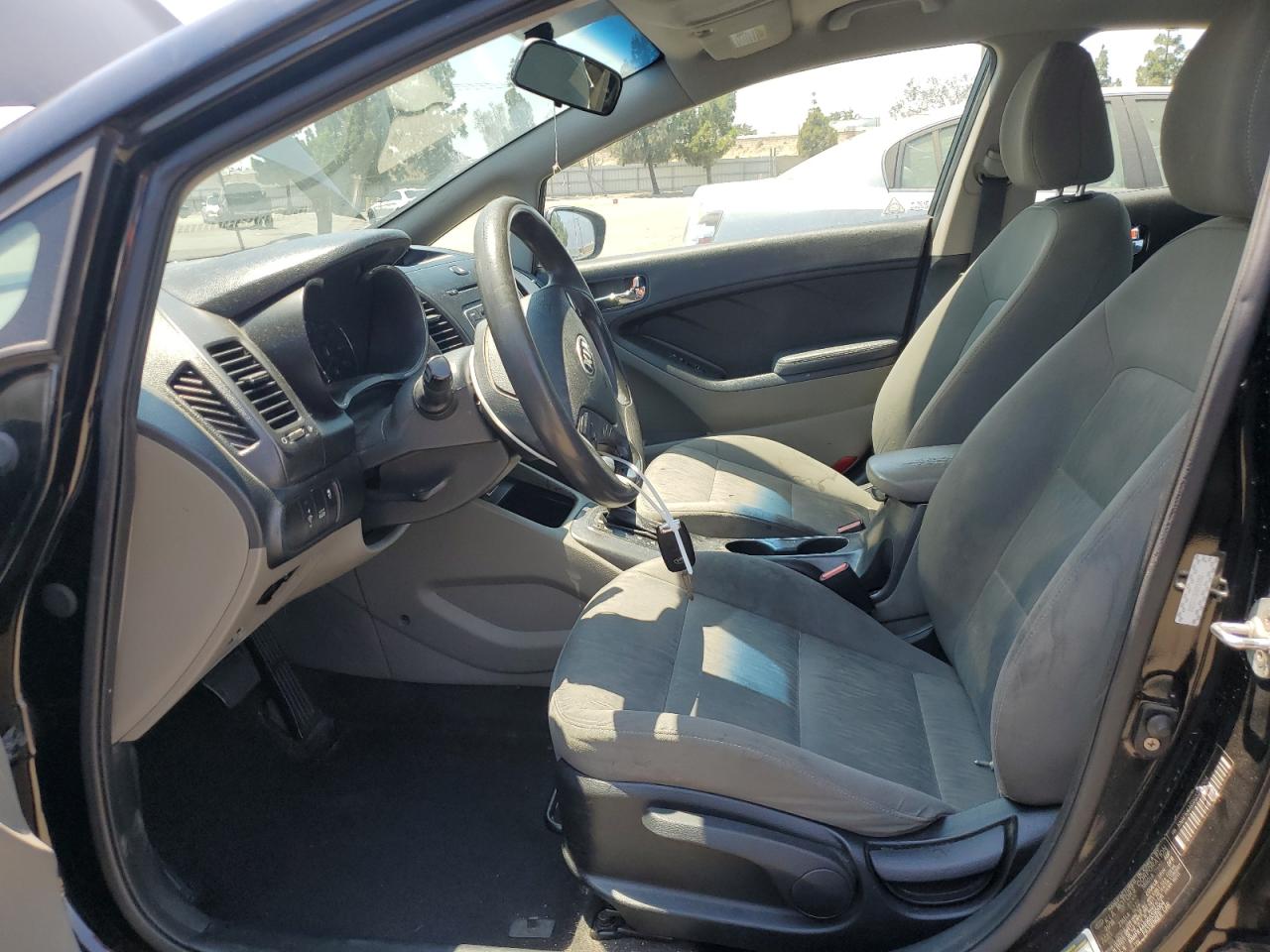 Kia Forte Lx Image 9