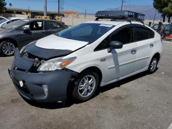  Salvage Toyota Prius