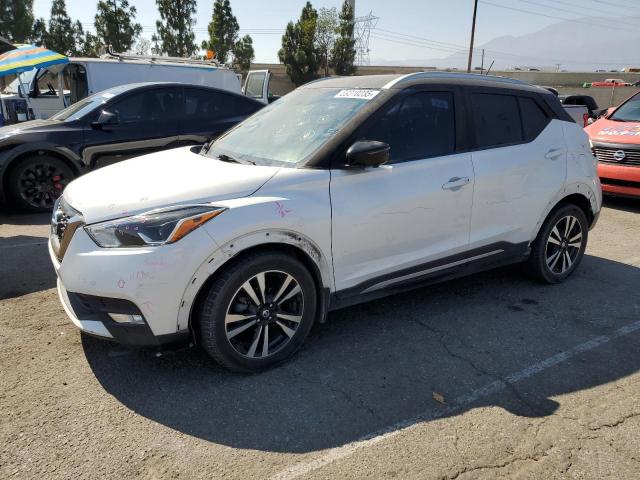 Salvage Nissan Kicks