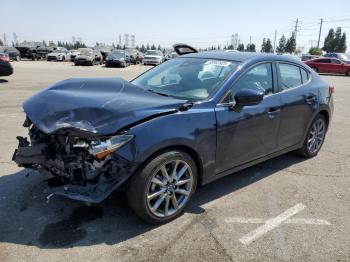  Salvage Mazda 3