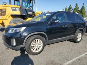  Salvage Kia Sorento