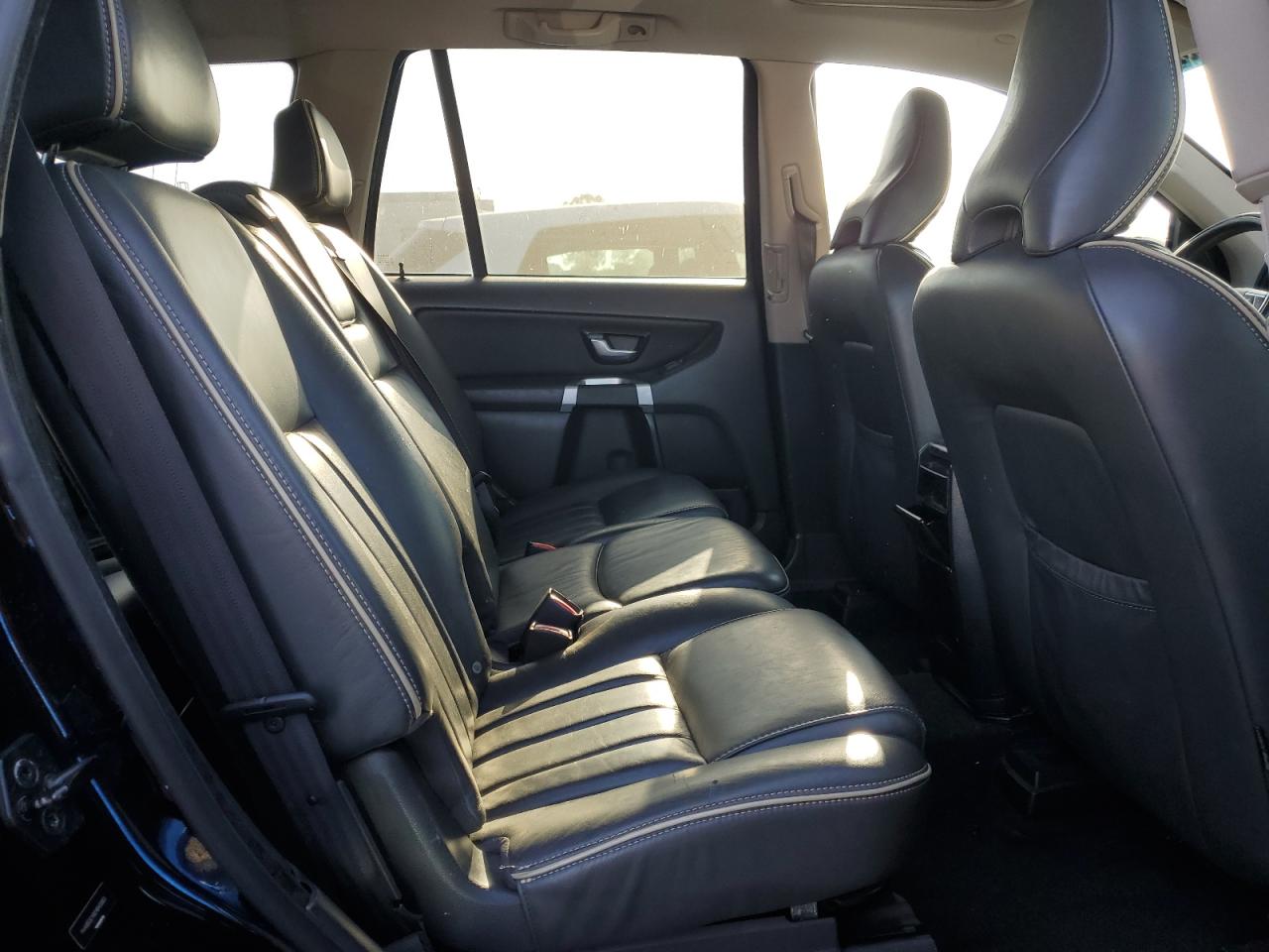 Volvo XC90 3.2 Image 3