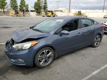  Salvage Kia Forte
