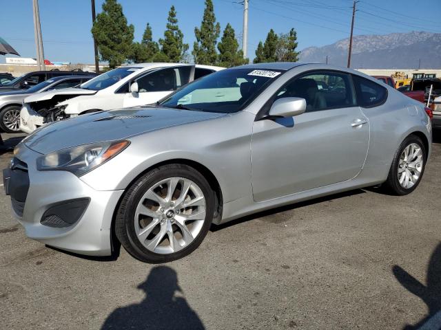  Salvage Hyundai Genesis