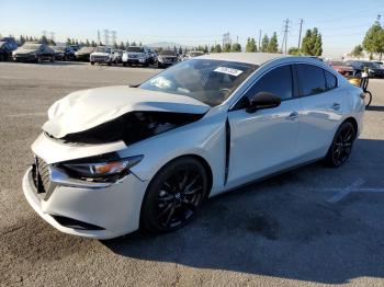  Salvage Mazda 3 Select S