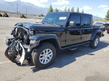  Salvage Jeep Gladiator