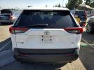 Toyota RAV4 Le Image 5