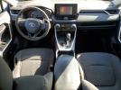 Toyota RAV4 Le Image 11