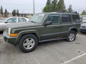  Salvage Jeep Commander