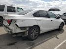 Toyota Camry Le Image 12