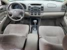 Toyota Camry Le Image 10