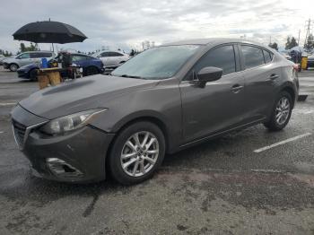  Salvage Mazda 3