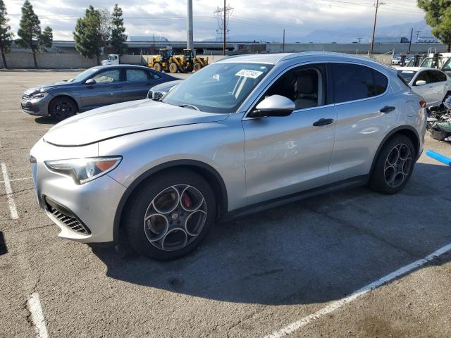  Salvage Alfa Romeo Stelvio