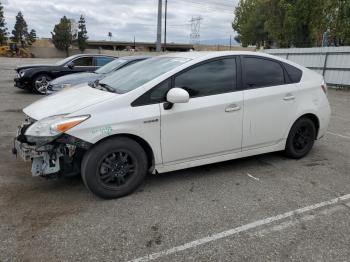  Salvage Toyota Prius