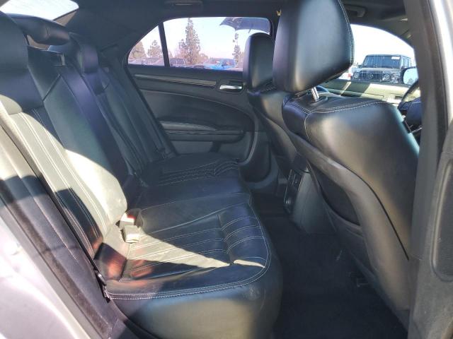 Chrysler 300 S Image 5