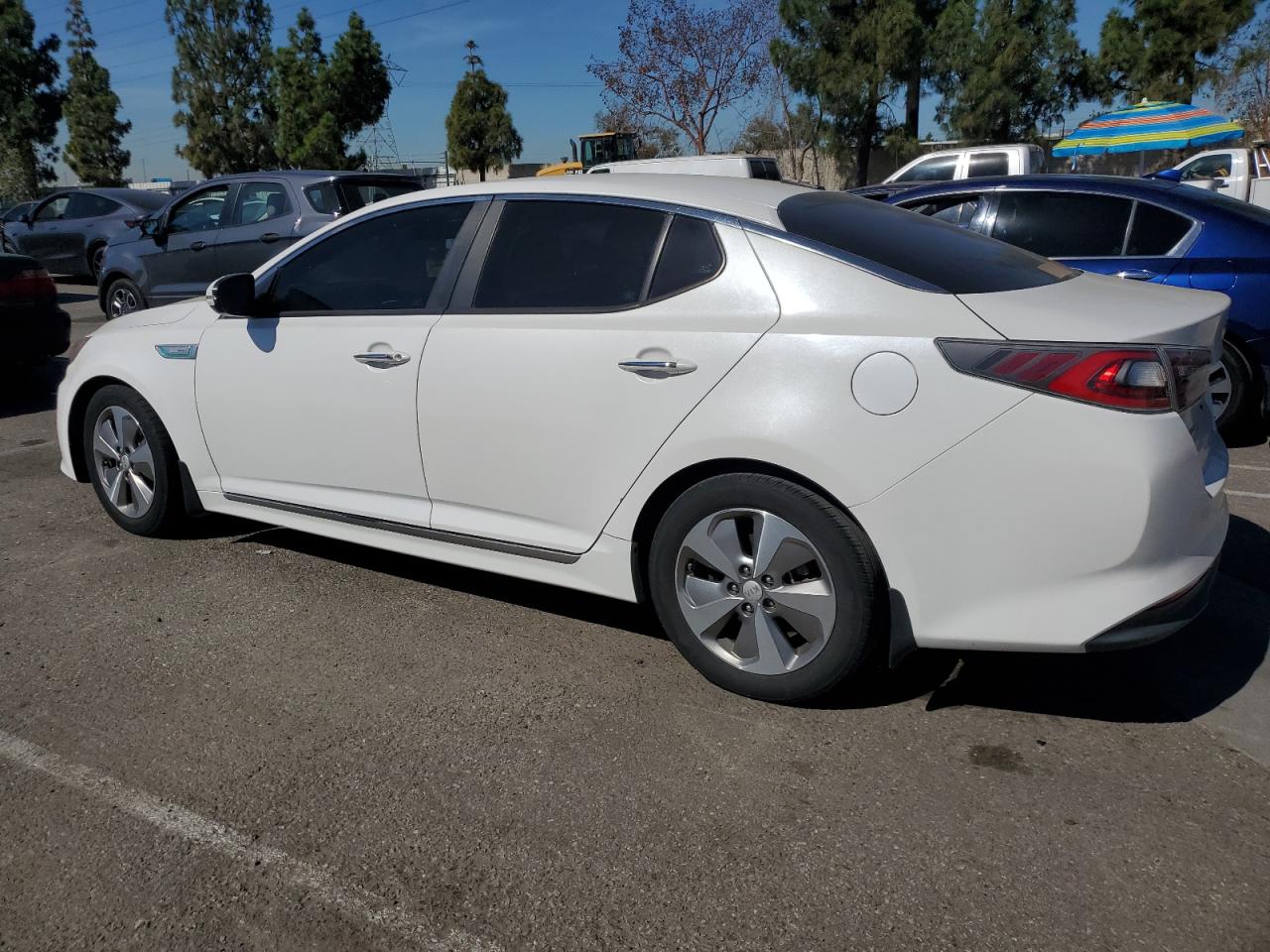 Kia Optima Hybrid Image 9