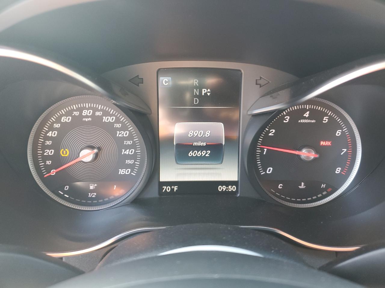 Mercedes-Benz C-Class 300 Image 9