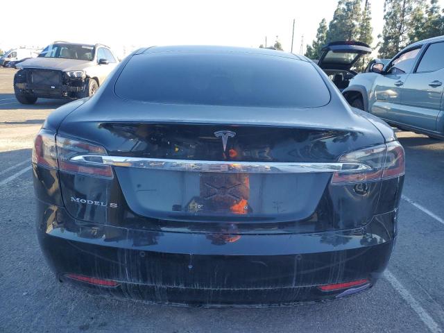 Tesla Model S Image 8
