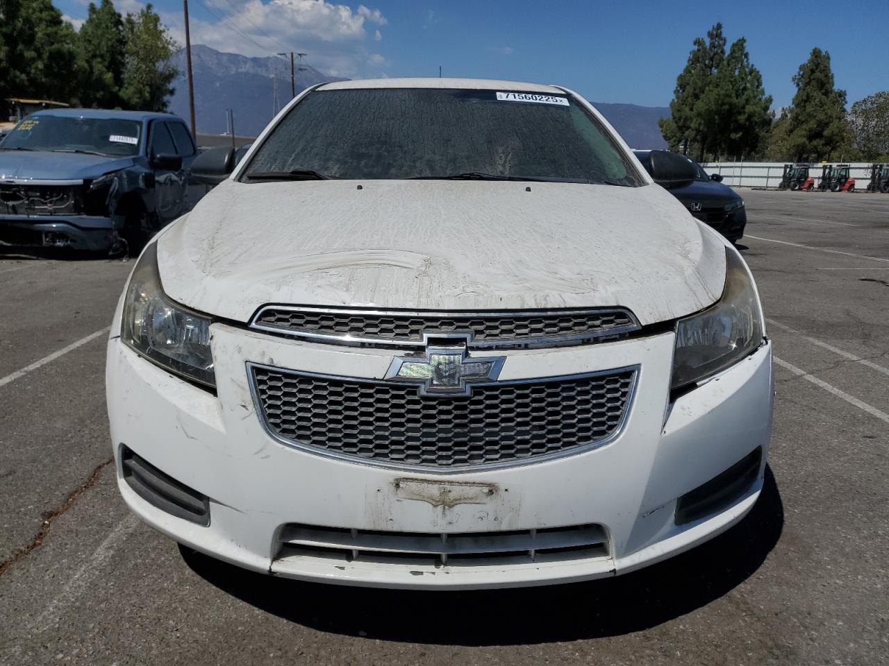 Chev Cruze Ls Image 10