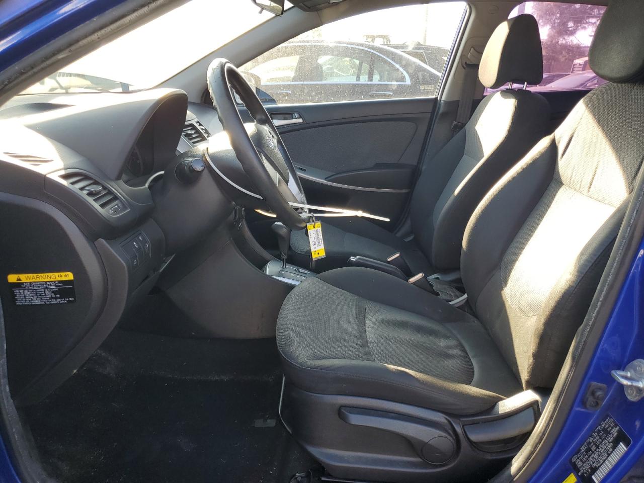 Hyundai ACCENT Gls Image 6